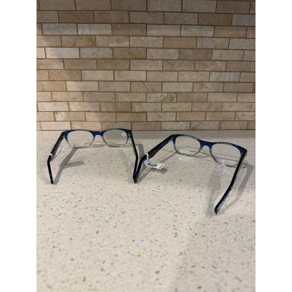 Lot of 2 Vera Bradley Courtney +1.75 Reading Glasses Morning Shells Blue nwt